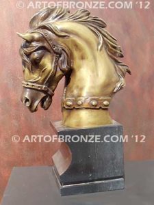 Prestige sculpture bust of thoroughbred horse for home or office display