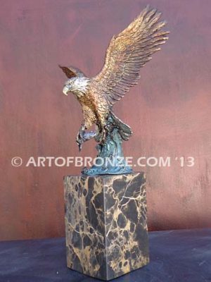 Bronze sculpture of flying bald eagle for indoor or outdoor display