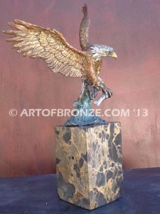 Bronze sculpture of flying bald eagle for indoor or outdoor display