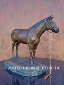 Show Time sculpture of standing horse attached to marble base for indoor home or office display