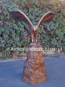 Land of the Free bronze sculpture of eagle monument for public art