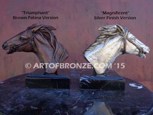 Magnificent Gift or trophy award sculpture bust of thoroughbred horse