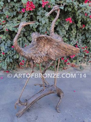 Flirt lost wax casting of standing crane fountain for pool, pond or home