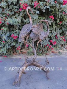 Flirt lost wax casting of standing crane fountain for pool, pond or home