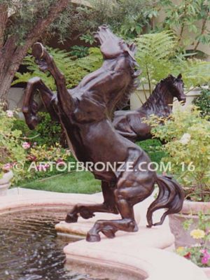 Reared Stallion outdoor life-size monumental equestrian horse sculptures for fountain