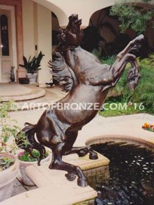 Reared Stallion outdoor life-size monumental equestrian horse sculptures for fountain