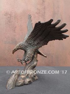 Limited edition bronze eagle sculpture for corporate gift, award or present