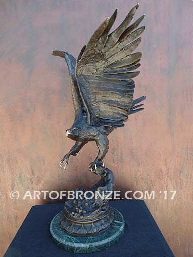 Eagle III French sculptor Moigniez flying eagle sculpture corporate gift or award