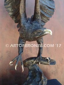 Eagle III French sculptor Moigniez flying eagle sculpture corporate gift or award