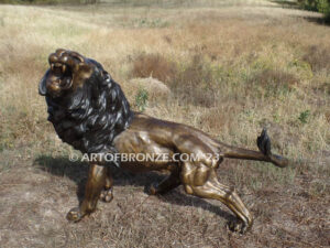 Fearless lost wax high quality bronze statue outdoor standing lion with head raised in roar