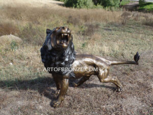 Fearless lost wax high quality bronze statue outdoor standing lion with head raised in roar