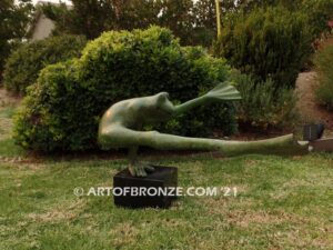 Frog Legs sculpture of green frog cast into bronze for outdoor and garden display
