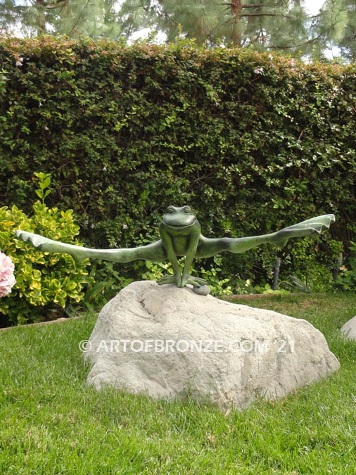 Frog Legs sculpture of green frog cast into bronze for outdoor and garden display