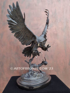 Owl French sculptor Moigniez flying owl bronze statue for art collector