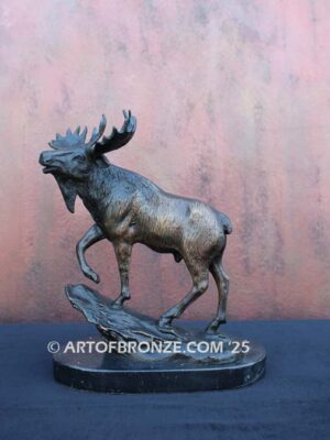 Regal Moose bronze statue artwork of standing moose bellowing