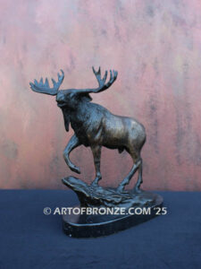 Regal Moose bronze statue artwork of standing moose bellowing