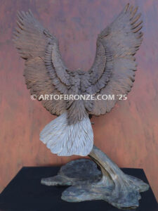 Bronze statue masterpiece of flying bald eagle for indoor or outdoor display