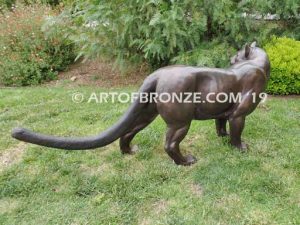 High-quality mountain lion bronze sculpture outdoor monument for public display