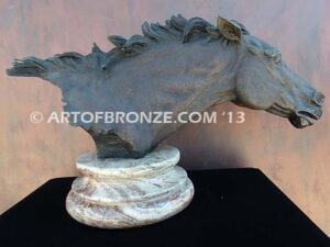 In the Lead Gift or trophy award sculpture bust of thoroughbred stallion horse