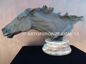 In the Lead Gift or trophy award sculpture bust of thoroughbred stallion horse