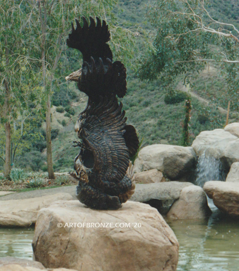 Territorial Dispute Life-size outdoor three fighting eagles bronze sculpture for public art display