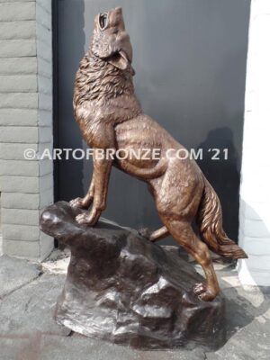 Howling Wolf Outdoor heroic bronze mascot wolf sculpture for schools, universities or zoo