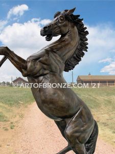 Thunderstruck outdoor bronze rearing stallion horse sculpture with front legs raised high