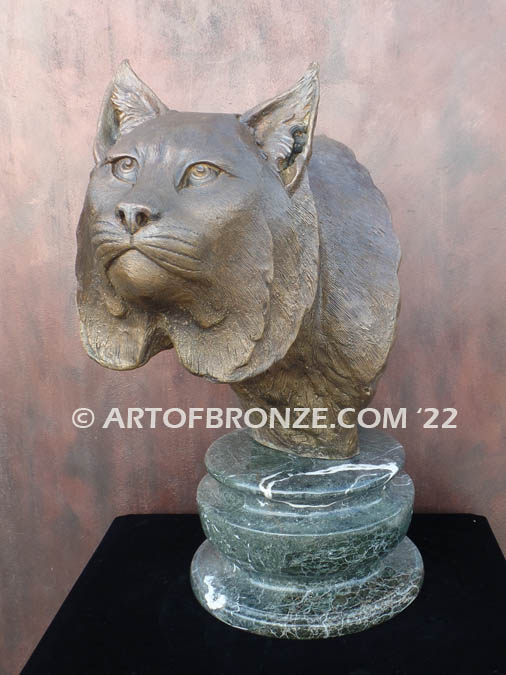 Willow Elementary high-quality bronze cast sculpture bobcat school mascot for graduating class