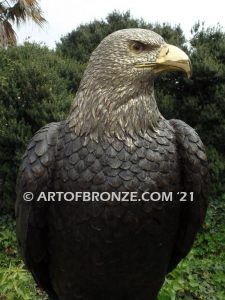 Overseer bronze sculpture of eagle monument for public display