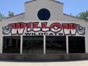 Willow Elementary high-quality bronze cast sculpture bobcat school mascot for graduating class