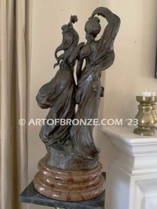 Flower Women classical bronze statue of nature women playing together holding flowers