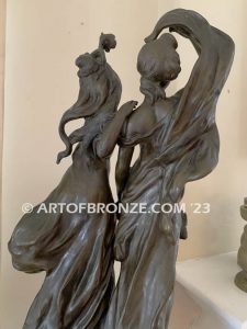 Flower Women classical bronze statue of nature women playing together holding flowers