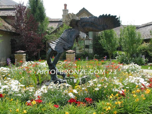 Bronze sculpture of swooping eagle monument for public park or school mascot