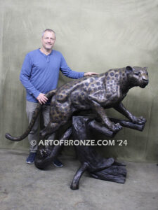 Leopoard’s Lair high-quality bronze statue outdoor monument for public display