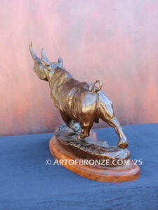 Charging black rhino high-quality bronze statue for indoor home and office display