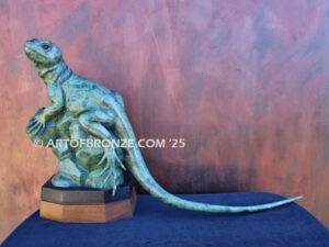 Mountain Boomer high quality bronze cast indoor iguana statue