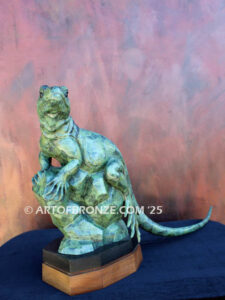 Mountain Boomer high quality bronze cast indoor iguana statue